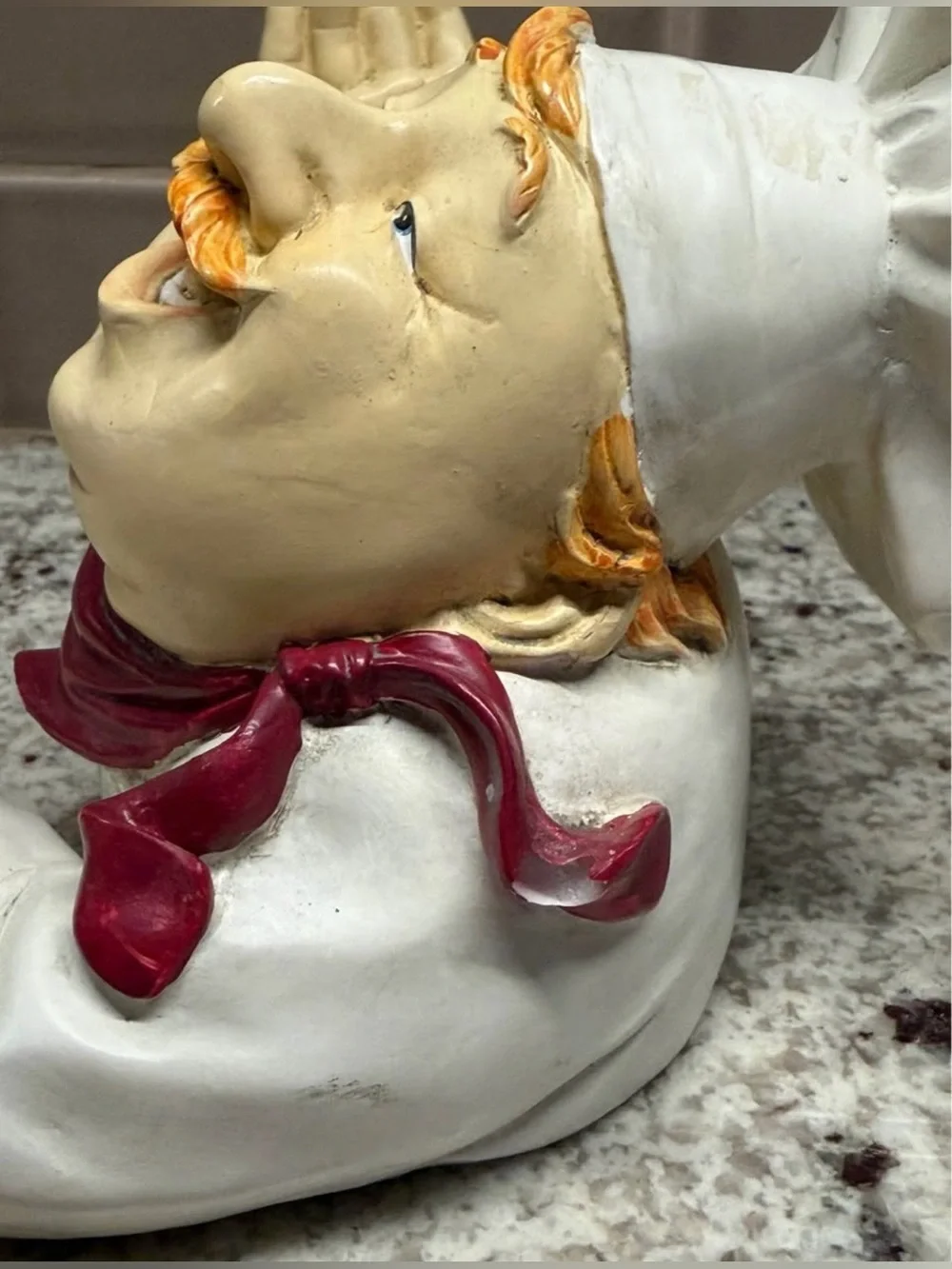 Vintage Chef Wine Bottle Holder Resin Italian Kitchen Bar Decor